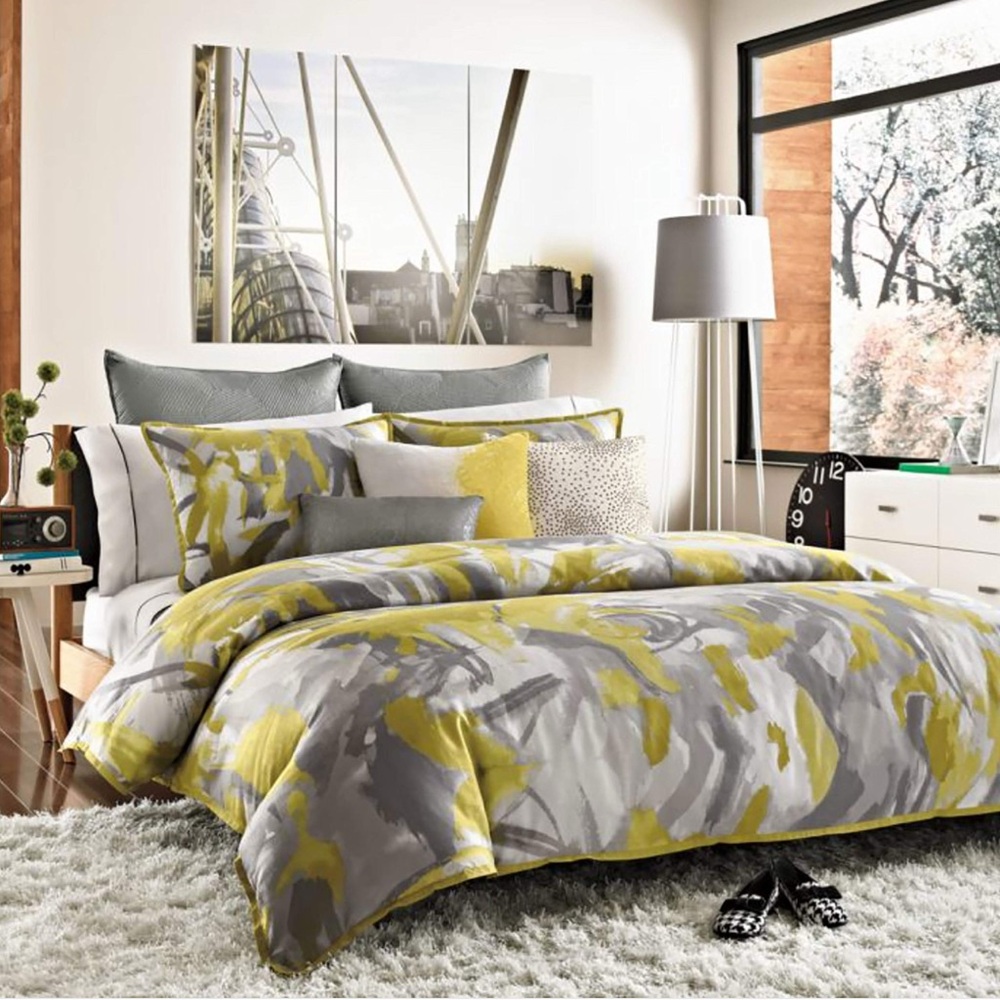 New Kenneth Cole duvet cover